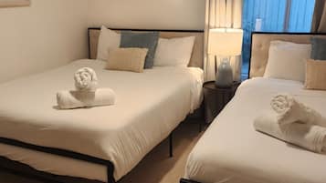 3 bedrooms, desk, iron/ironing board, WiFi