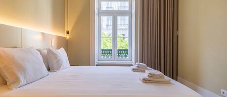 3 habitaciones, tabla de planchar con plancha y wifi gratis