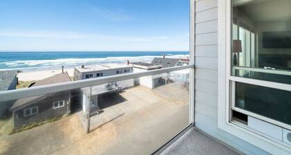 Bella Vita: 2 Bed 2 Bath: Beach: Fireplace:
Pet-Friendly
