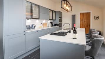 Cottage | Interior