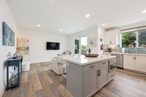 Private kitchen - 3 Story Condo with Rooftop Area.  Just one block from the beach! (Oceanside)