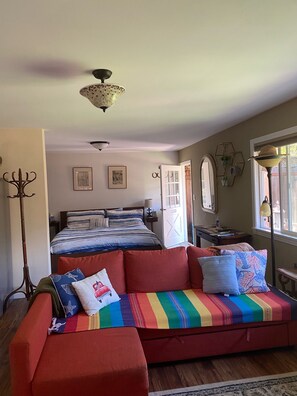 1 غرفة نوم ومكواة/لوح كي وواي فاي وملاءات أسرّة