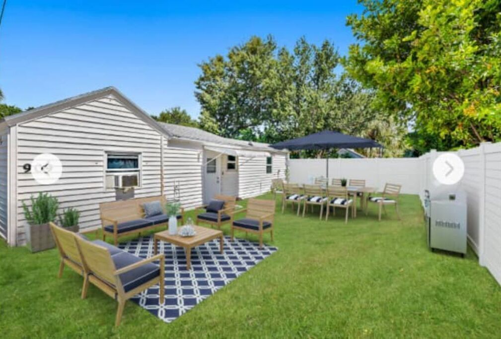Two Bedroom Beach Cottage with Private Patio