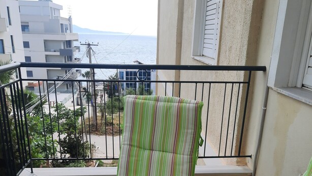 Unclassified image, 1 of 7, button - Den Apartment (Sarandë)