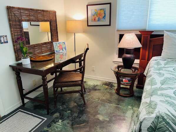 1 bedroom, in-room safe, desk, iron/ironing board