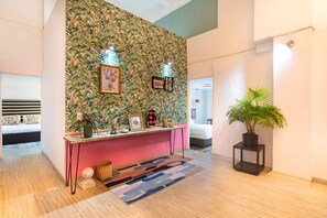 Living area - Al Alma Apart-Suites (Cartagena)