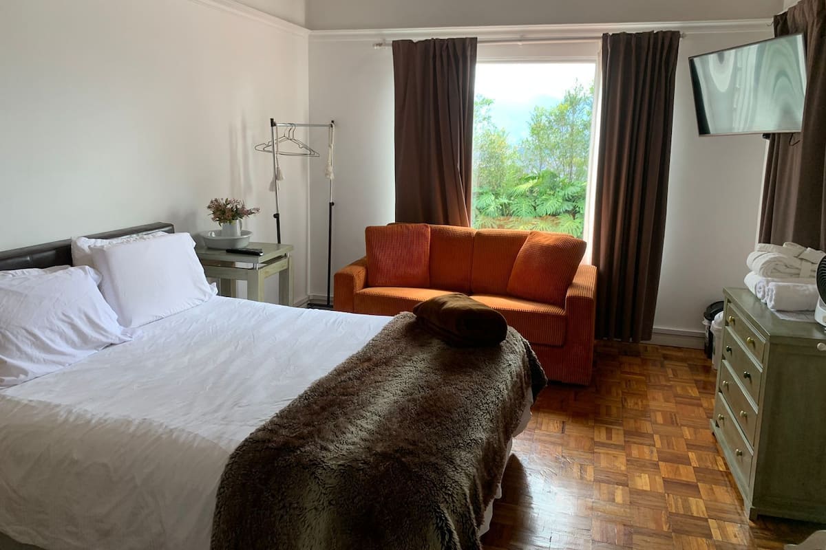 Chambre Double Exécutive, 1 grand lit et 1 canapé-lit | Wi-Fi gratuit, draps fournis