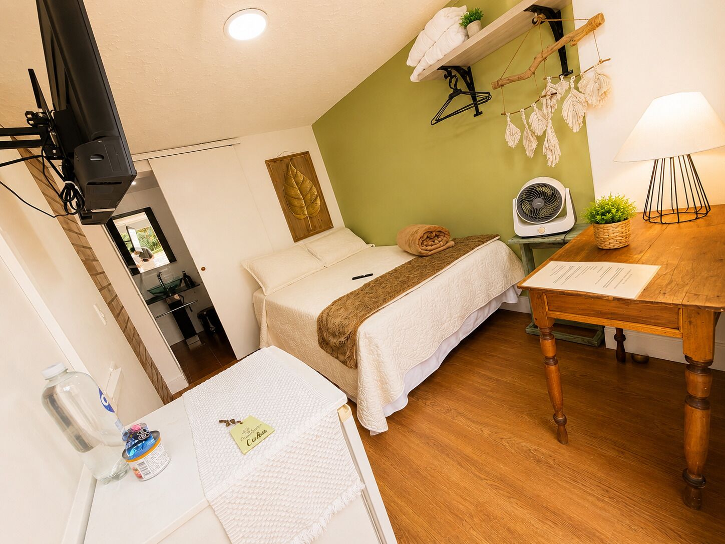 Double Room | Free WiFi, bed sheets