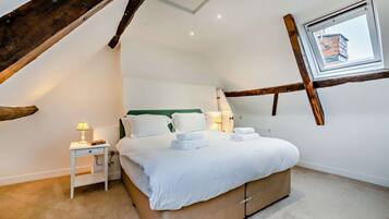 2 chambres, lit parapluie, Wi-Fi, draps fournis