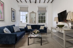 TV - Charming family friendly property in the Cotswolds - The Haven (Chipping Norton)