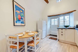 Dining - Charming family friendly property in the Cotswolds  - The Haven (Chipping Norton)