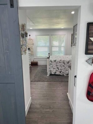 2 bedrooms, iron/ironing board, travel cot, WiFi