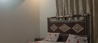 Cozy room with comfortable and peaceful area 