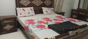 Cozy room with comfortable and peaceful area 