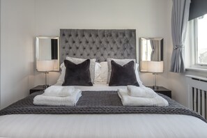 2 bedrooms, iron/ironing board, travel crib, free WiFi