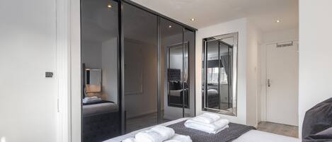 2 sovrum, strykjärn/strykbräda, resesäng och gratis wi-fi