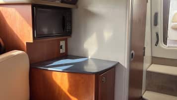 Comfort Double Room | Private kitchen | Fridge