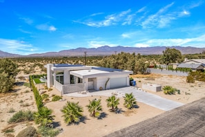 Exterior - The Sagebrush House  (Desert Hot Springs)