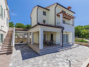 Exterior - Villa Camellia by Interhome (Trget)
