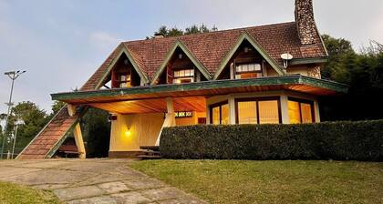 Casa no Capivari Lareira Área Churrasco