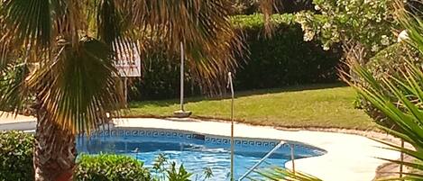 Utomhuspool
