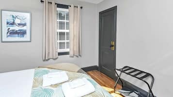 2 dormitoris, escriptori, un bressol de viatge i wifi