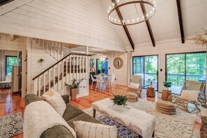 Interior - Fore Seasons Cabin in Big Canoe (Jasper)