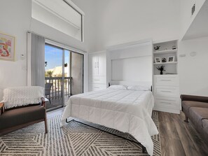 2 bedrooms, desk, iron/ironing board, travel cot - Condo Near Downtown St. Augustine with Bikes, Community Pool, and Boat Slip. (St. Augustine)