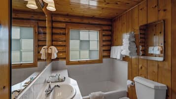 Baignoire, serviettes fournies