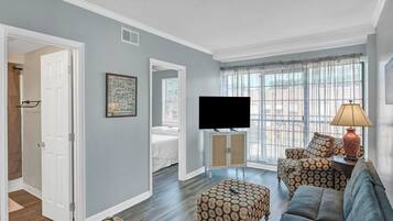 2 chambres, fer et planche Ă repasser, Wi-Fi, draps fournis