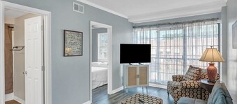 Roost on Greene! Two Bedroom Five Points Condo. Steps away from USC Campus.