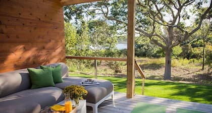 Brand New Waterfront - Chic & Sophisticated unit #701