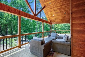 Property grounds - Sunrays Mountain Vista - Hot Tub, New Construction, Pet Friendly (Morganton)