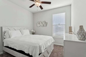 3 bedrooms, iron/ironing board, WiFi, bed sheets