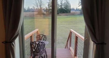 Bulson Creek 1 Bedroom Guest House Suite