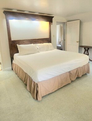 4 habitaciones, tabla de planchar con plancha, wifi y ropa de cama 