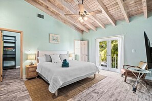 4 Schlafzimmer, Bügeleisen/Bügelbrett, Reisekinderbett, WLAN