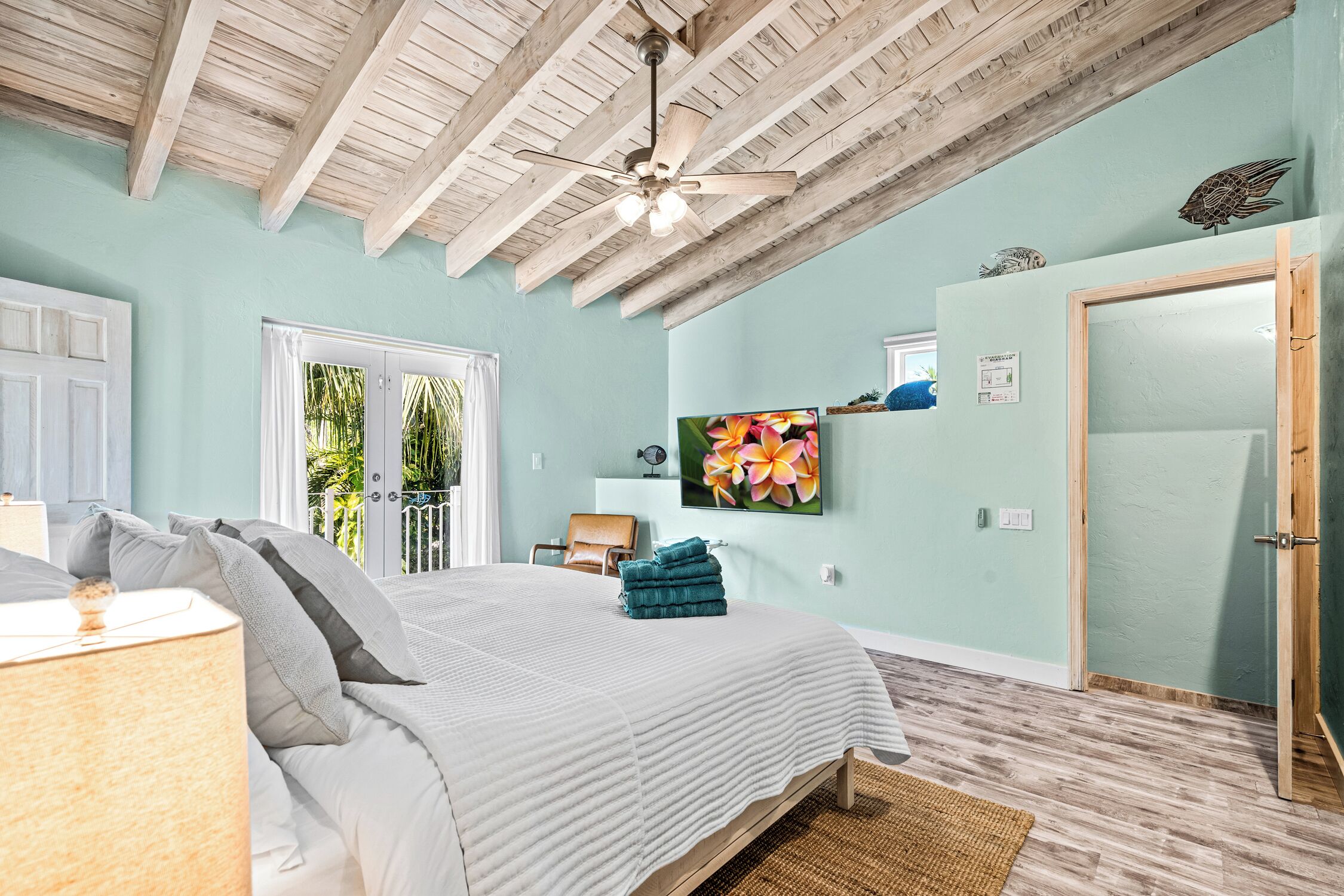 4 bedrooms, iron/ironing board, travel crib, WiFi