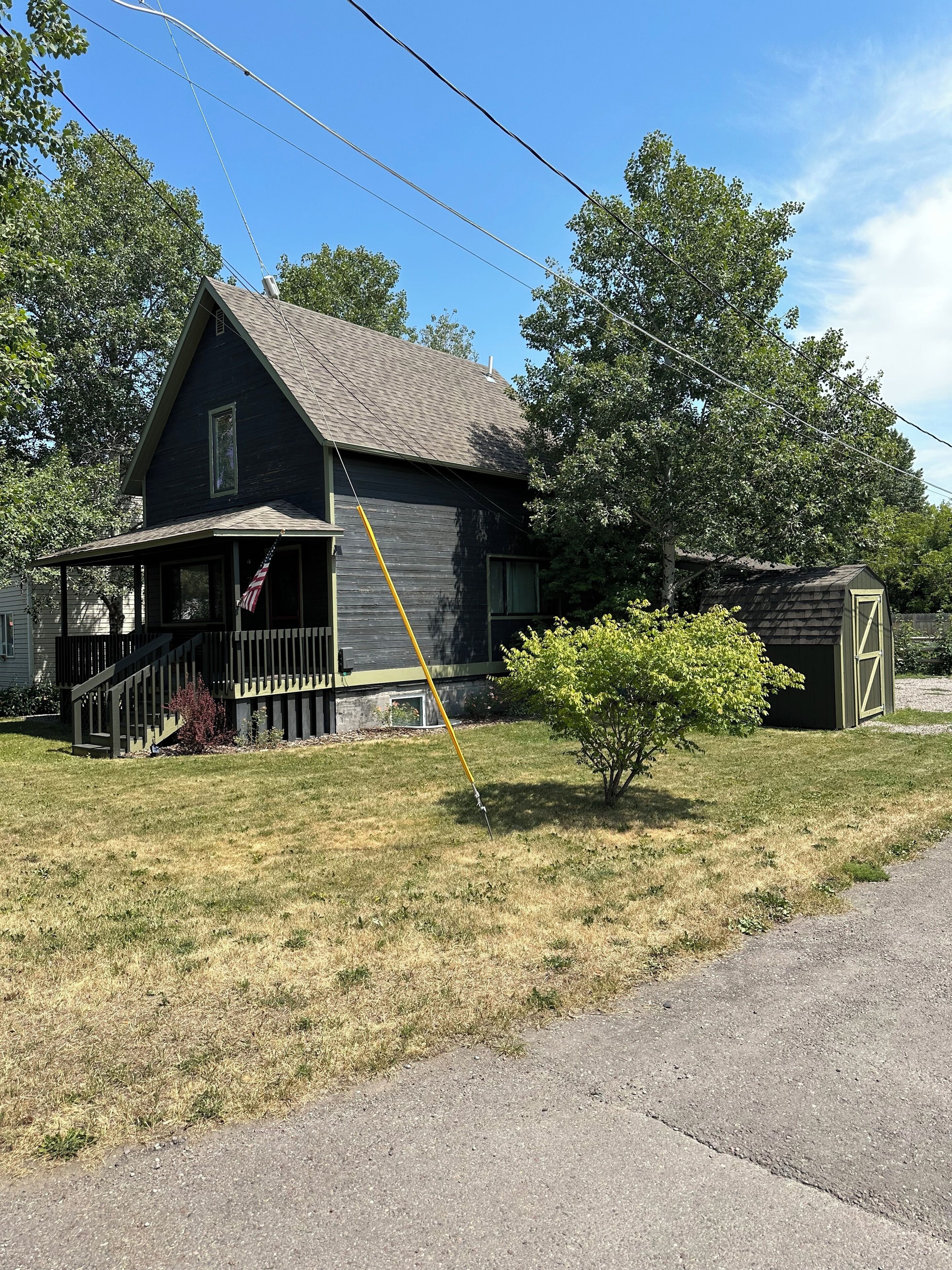 3 bd 3 ba Columbia Falls vacation home 15 miles from Glacier National Park