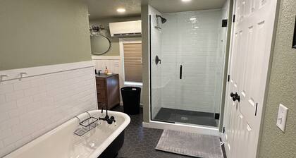 3 bd 3 ba Columbia Falls vacation home 15 miles from Glacier National Park