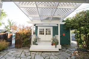 Exterior detail - Unique Property: pool, hot tub, gardens, koi ponds, game building! (Murphys)