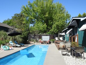 Pool - Unique Property: pool, hot tub, gardens, koi ponds, game building! (Murphys)