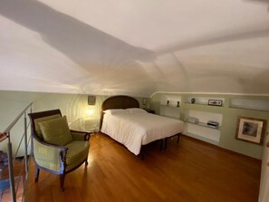 1 dormitorio, tabla de planchar con plancha, wifi gratis y ropa de cama