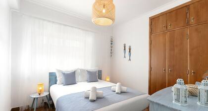 Seagulls' House - Oceanic Delight