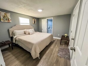 4 bedrooms, WiFi, bed sheets