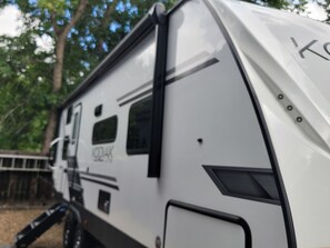 المنطقة المحيطة بالمنشأة