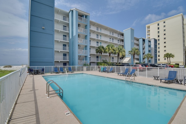 Gulf Shores Vacation Rental | 2BR | 2BA | 850 Sq Ft | Step-Free Access