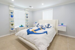 4 bedrooms, in-room safe, iron/ironing board, free WiFi