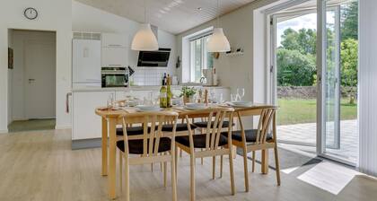 "Alona" - 250m from the sea by Interhome