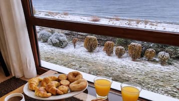 تلفزيون ذكي، برامج وأفلام نتفليكس، أرضيات مدفأة، خدمات بث